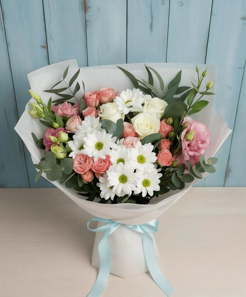Букет цветов из: Розы, Лизиантусы и Хризантемы в Степыгино