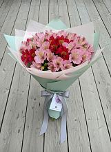 Букет цветов из:  Альстромерии в Степыгино