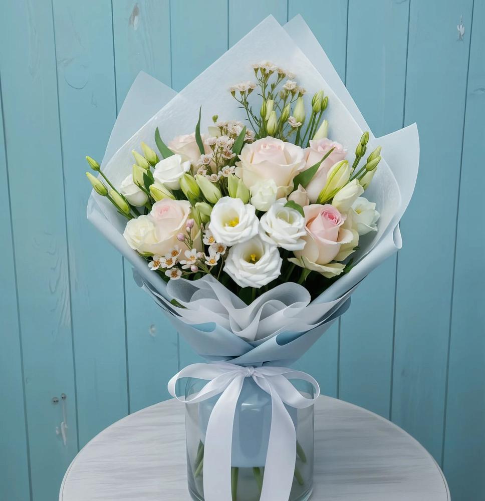 Букет цветов из: Розы и Лизиантусы в Степыгино