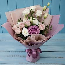 Букет цветов из:  Розы и Лизиантусы в Степыгино