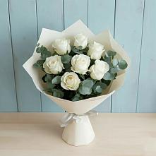 Букет Белые розы в Эвкалипте в Степыгино