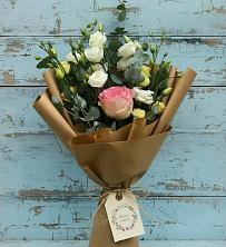Букет цветов из:  Розы и Лизиантусы в Степыгино